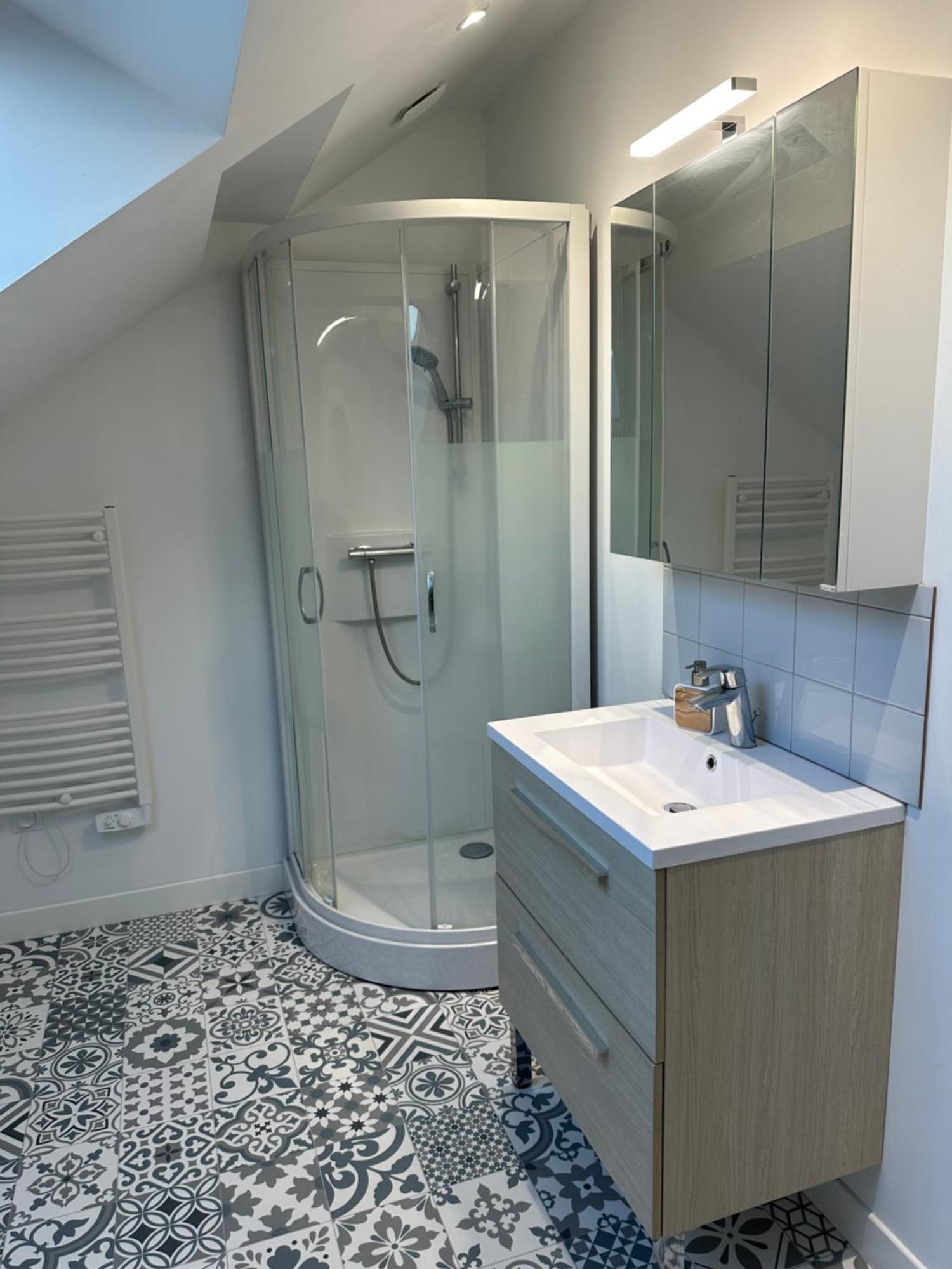 Maison Familiale, 13 Lits, 3 Sdb, Parking Gratuit, Jardin, Terrasse Bourges Exterior foto